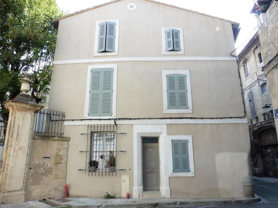 Bel Appartement Dans Centre Historique Αβινιόν Εξωτερικό φωτογραφία